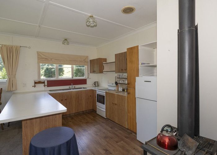  at 404 North Road, Mauriceville, Masterton, Wellington