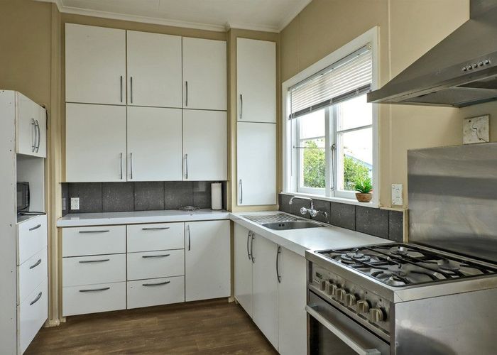  at 1103 Heretaunga Street East, Parkvale, Hastings