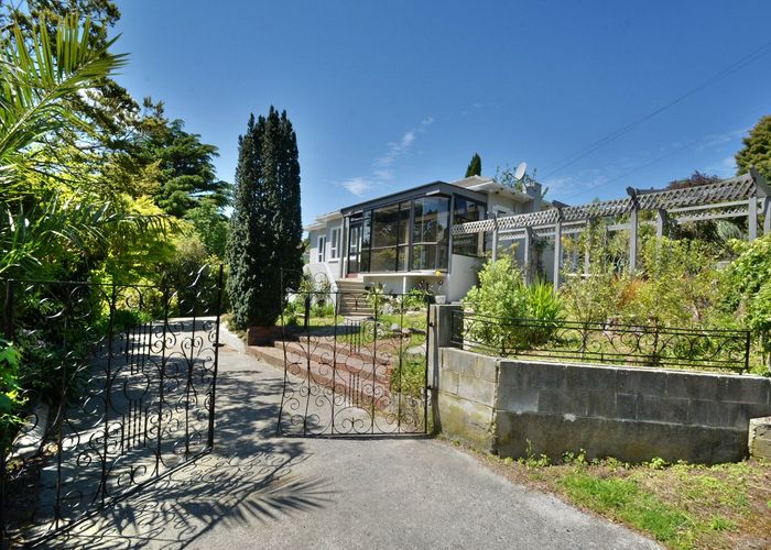  at 11A Howard Street, Macandrew Bay, Dunedin