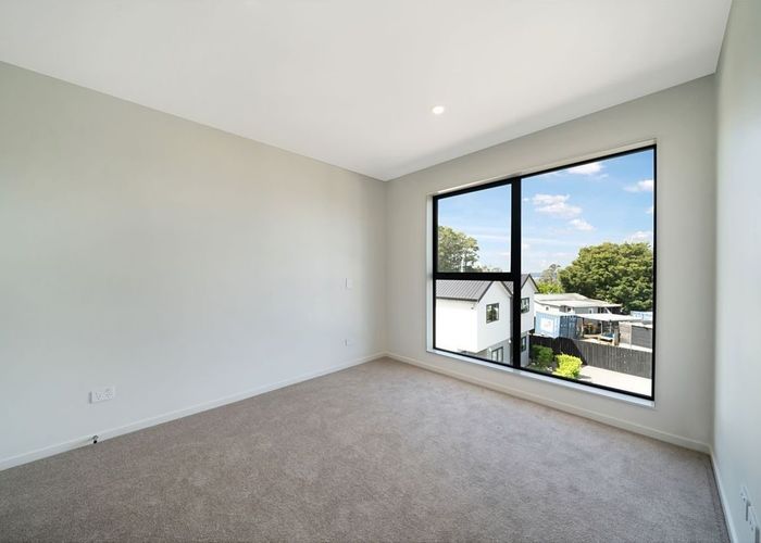  at 5/107 Hobsonville Road, West Harbour, Waitakere City, Auckland