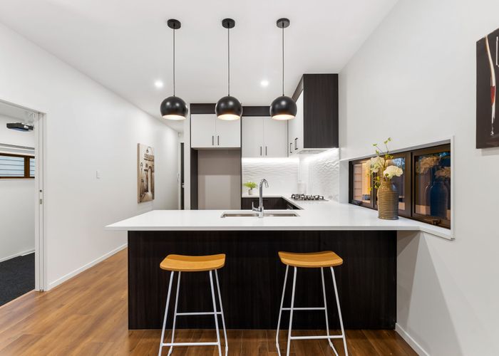  at 10 Egret Court, Unsworth Heights, North Shore City, Auckland