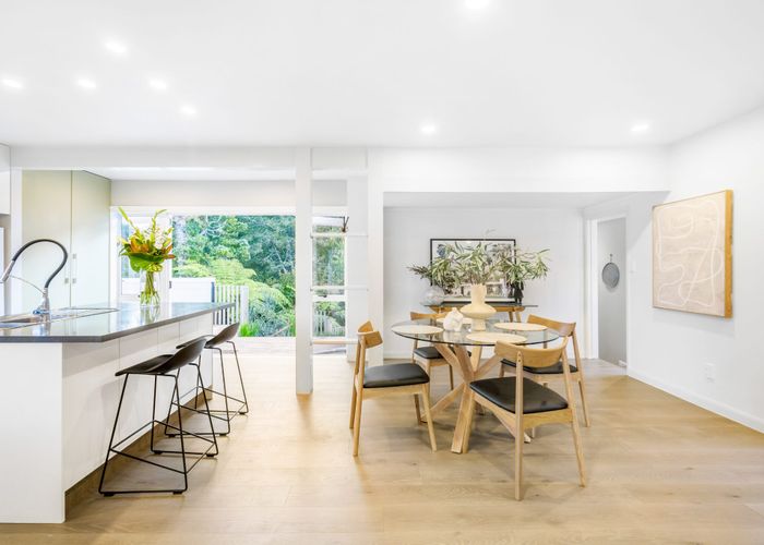  at 17 Wernham Place, Northcote, Auckland