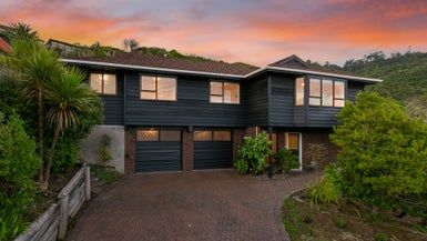  at 18 Satara Crescent, Khandallah, Wellington
