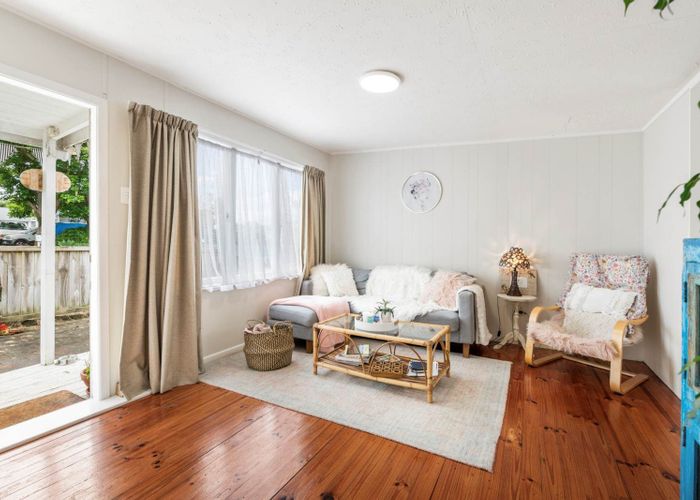 at 25 Penton Road, Stanmore Bay, Rodney, Auckland