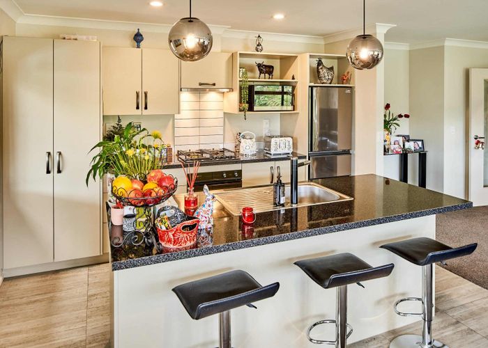  at 38 Speldhurst Grove, Stokes Valley, Lower Hutt