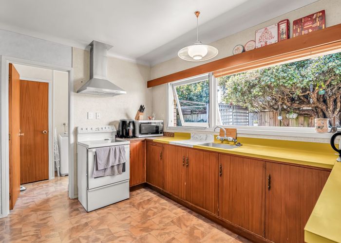  at 22 Magnolia Avenue, Opaheke, Papakura, Auckland