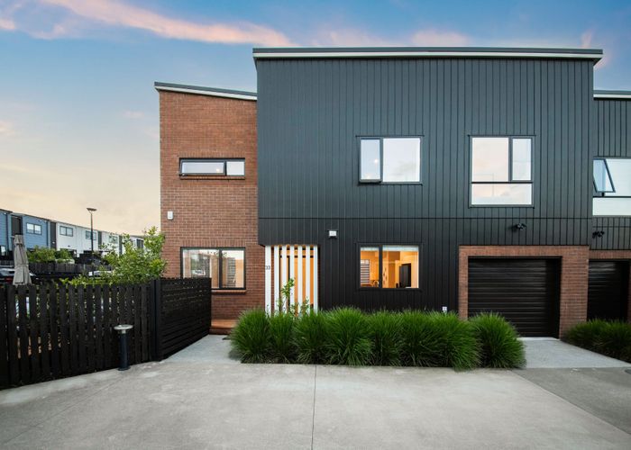  at 33 David Carnegie Road, Hobsonville, Waitakere City, Auckland
