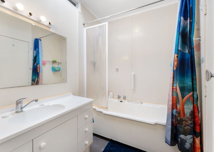  at 1/1 Orakei Road, Remuera, Auckland