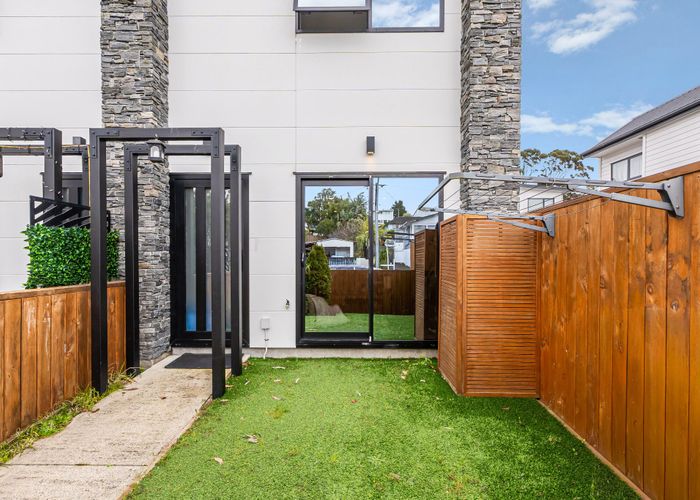  at 1/83 Vodanovich Road, Te Atatu South, Waitakere City, Auckland