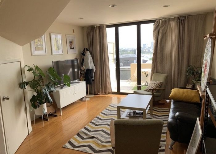  at 3/16 Akepiro Street, Mount Eden, Auckland