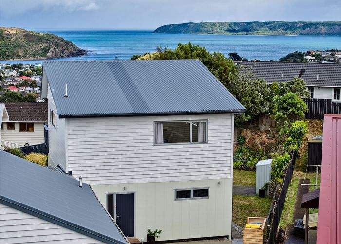 at 109A Gloaming Hill, Titahi Bay, Porirua, Wellington