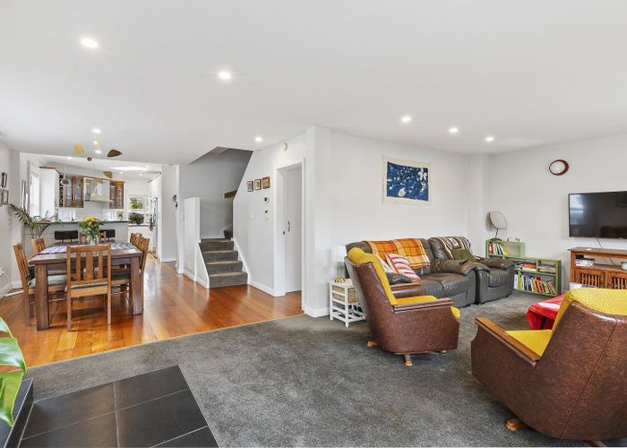  at 101 Apu Crescent, Lyall Bay, Wellington