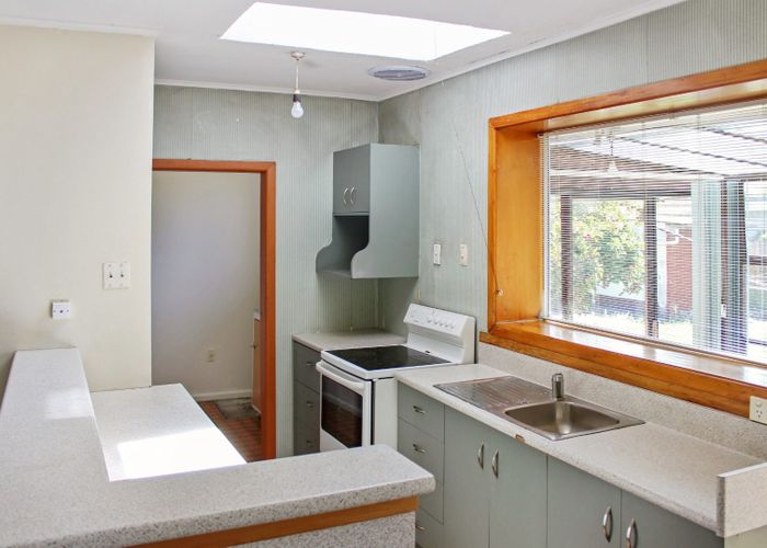  at 42 Hare Street, Avonhead, Christchurch City, Canterbury