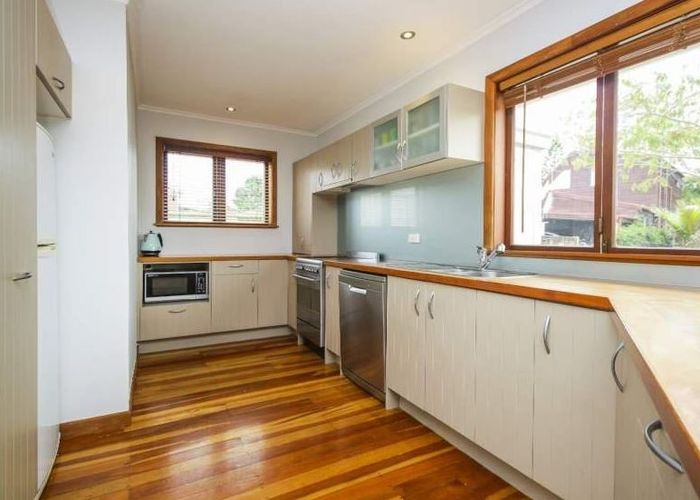  at 6 Maui Street, New Lynn, Auckland
