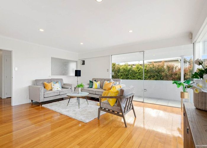  at 158 Carlisle Road, Northcross, North Shore City, Auckland