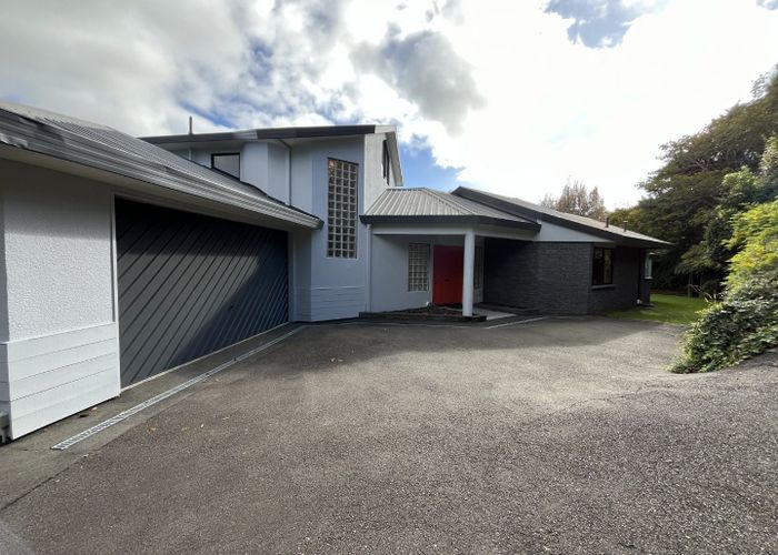  at 6 Bushview Place, Upper Vogeltown, New Plymouth