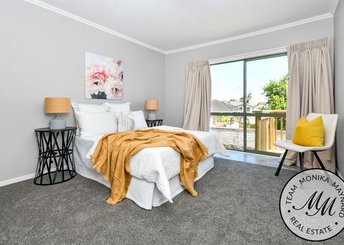  at 4/87 Station Road, Papatoetoe, Auckland