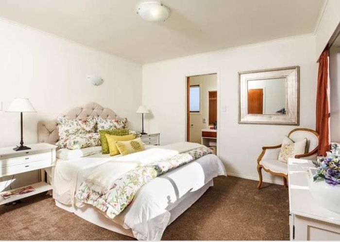  at 2/47 Turama Road, Royal Oak, Auckland City, Auckland