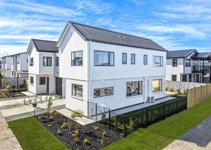  at 14 Ocean Breeze Avenue, Hobsonville, Waitakere City, Auckland