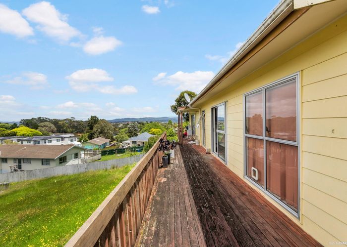  at 46 Donovan Avenue, Massey, Auckland