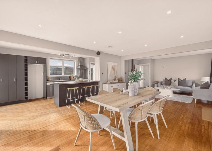  at 26 Larnach Street, Waimairi Beach, Christchurch City, Canterbury