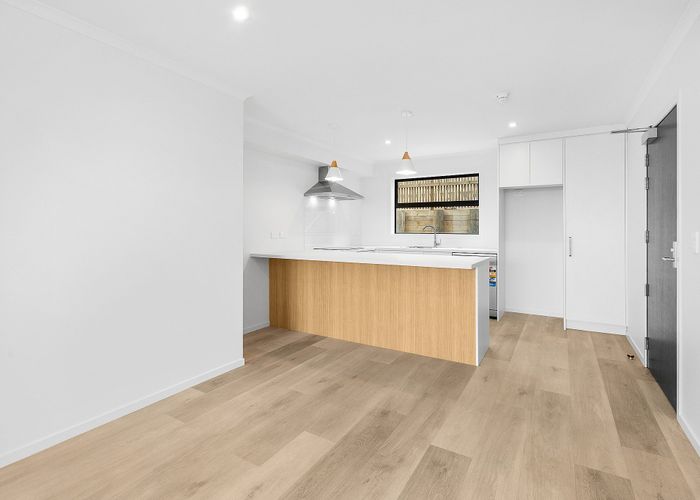  at 2/12 Ruakiwi Road, Hamilton Lake, Hamilton, Waikato