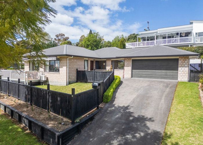  at 18 Discovery Avenue, Welcome Bay, Tauranga, Bay Of Plenty