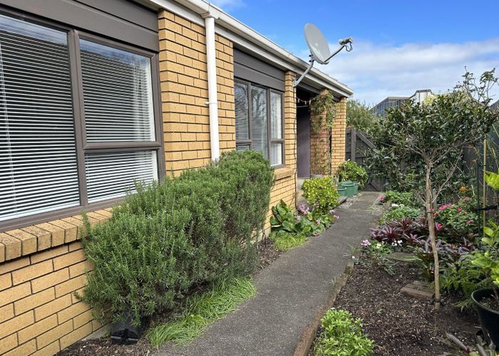 at 1/8 Vincent Street, Howick, Manukau City, Auckland