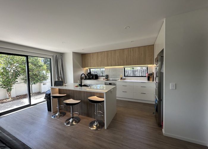  at 1/118 Purchas Street, Edgeware, Christchurch City, Canterbury