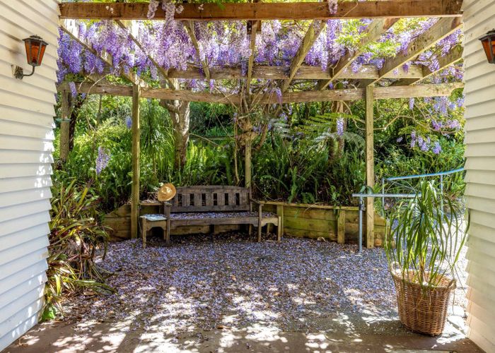  at 25 Makora Avenue, Oneroa, Waiheke Island