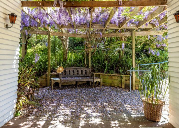  at 25 Makora Avenue, Oneroa, Waiheke Island