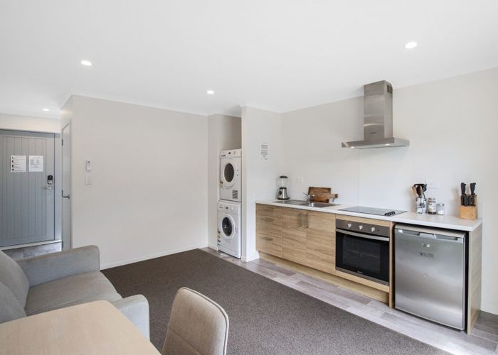  at 4/47 Cameron Road, Hamilton East, Hamilton
