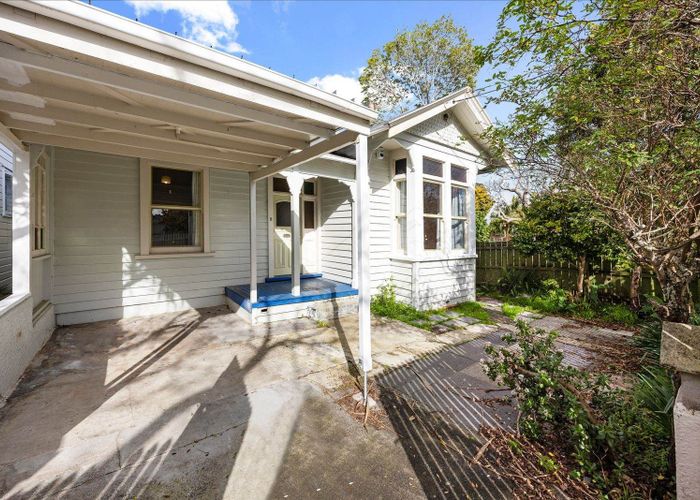  at 8 Brentwood Avenue, Mount Eden, Auckland City, Auckland