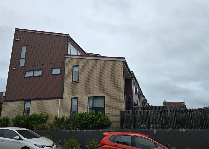  at 28 Hobsonville Point Road, Hobsonville, Waitakere City, Auckland
