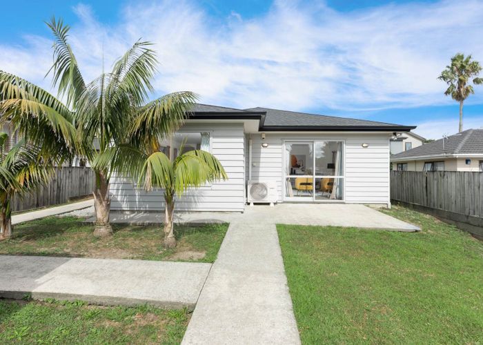  at 75A Tabitha Crescent, Henderson, Waitakere City, Auckland