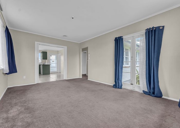  at 14 McLennan Road, Mount Wellington, Auckland City, Auckland