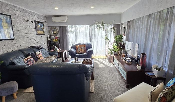  at 6 Lidcombe Place, Avondale, Auckland City, Auckland