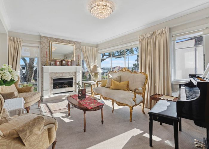  at 2/58 Takutai Avenue, Half Moon Bay, Manukau City, Auckland