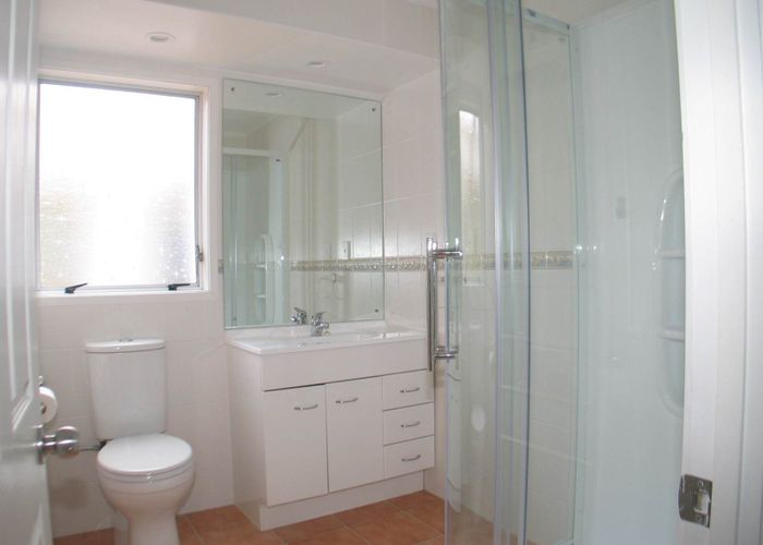  at 14 Newstead Avenue, Browns Bay, North Shore City, Auckland