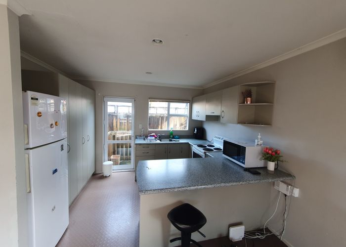  at 2B Wattle St, New Lynn, Waitakere City, Auckland