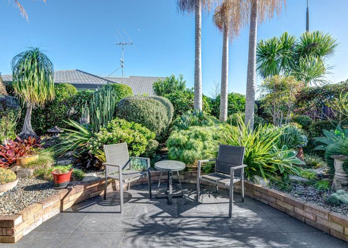  at 24 Suncrest Drive, West Harbour, Waitakere City, Auckland