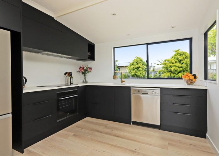  at 16 Airini Road, Havelock North