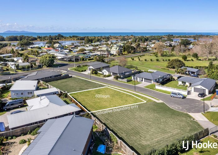  at 6 Anatere Rise, Katikati