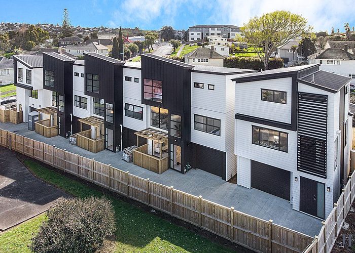  at 42B Farringdon Street, Glen Innes, Auckland