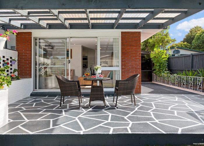  at 1/67 Cascades Road, Pakuranga Heights, Auckland