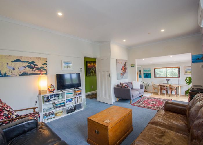  at 6 Paetawa Road, Peka Peka, Waikanae