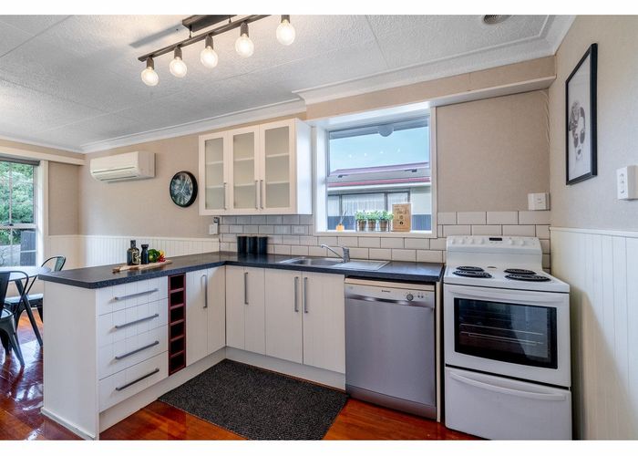  at 60 Ariki Avenue, Otatara
