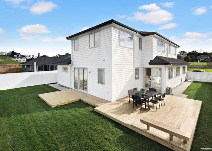  at 12 Surf View Crescent, Red Beach, Red Beach