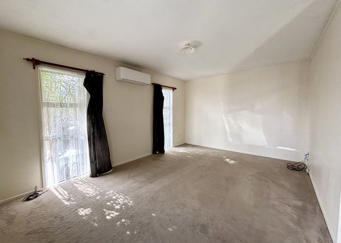  at 12 Garton Drive, Massey, Waitakere City, Auckland