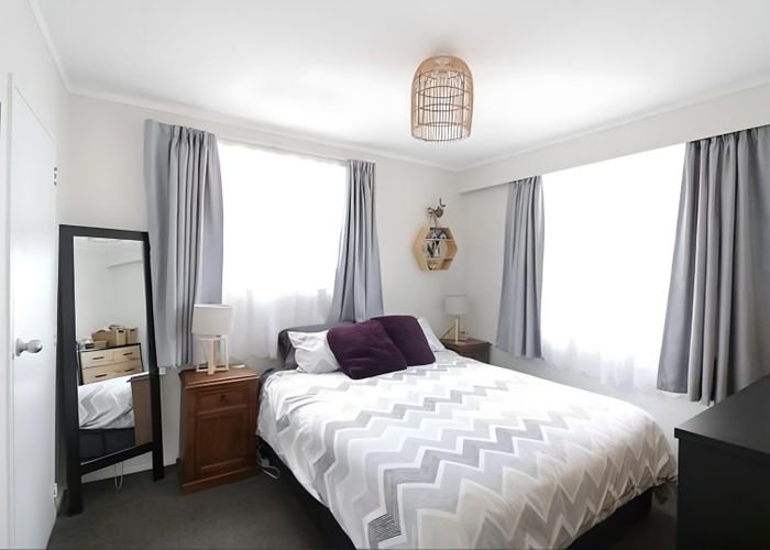  at 11a Lowry Crescent, Stokes Valley, Lower Hutt, Wellington